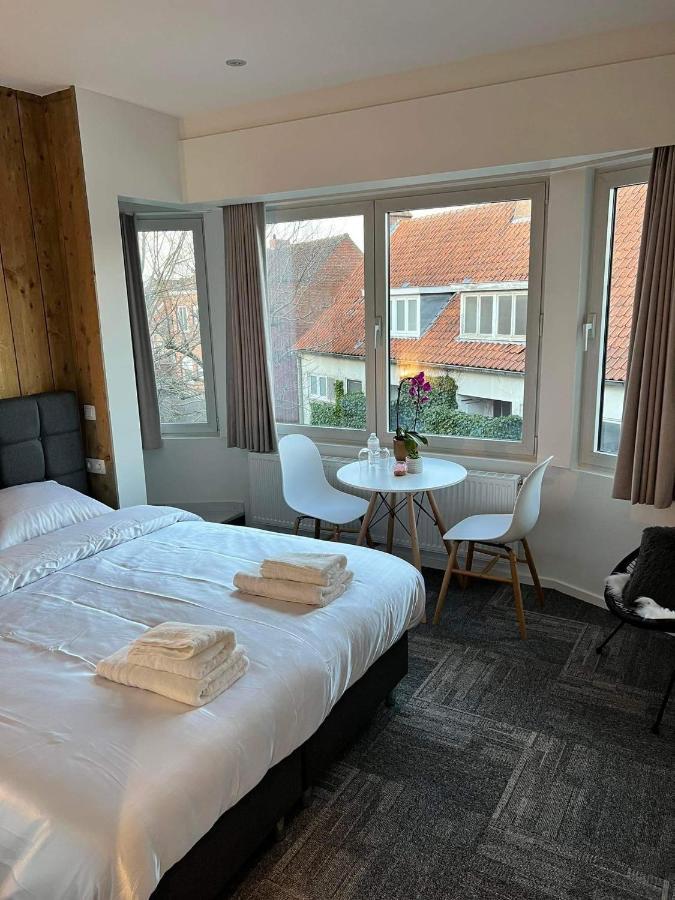 Prachtige kamer in centrum Brugge met badkamer ! Buitenkant foto