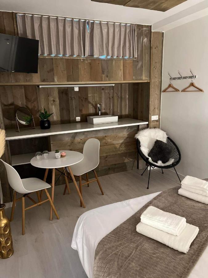 Prachtige kamer in centrum Brugge met badkamer ! Buitenkant foto