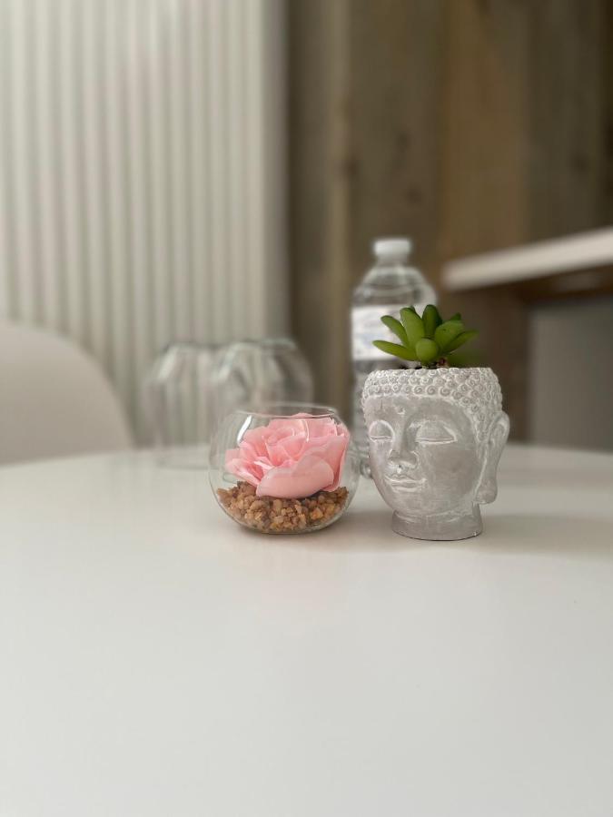 Prachtige kamer in centrum Brugge met badkamer ! Buitenkant foto
