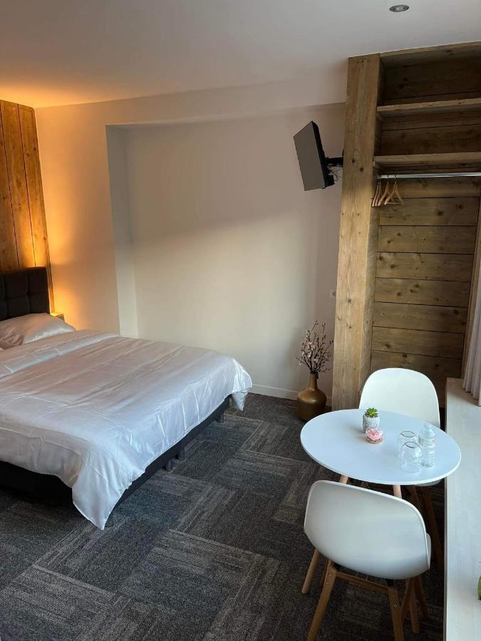 Prachtige kamer in centrum Brugge met badkamer ! Buitenkant foto
